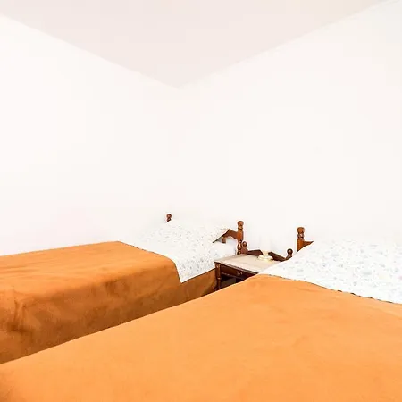 Ane Old Town 3*